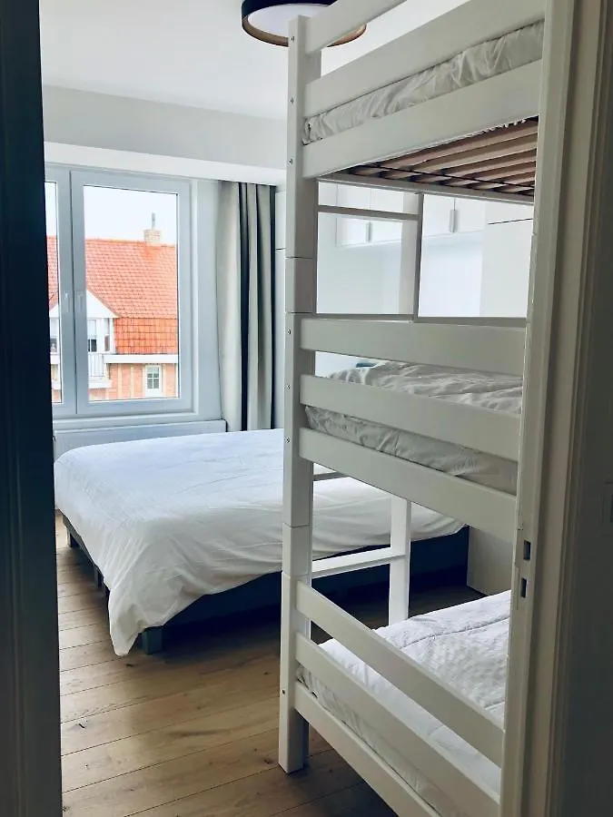 Beachloft Duin 52 Familie appartement met zeezicht Oostende België